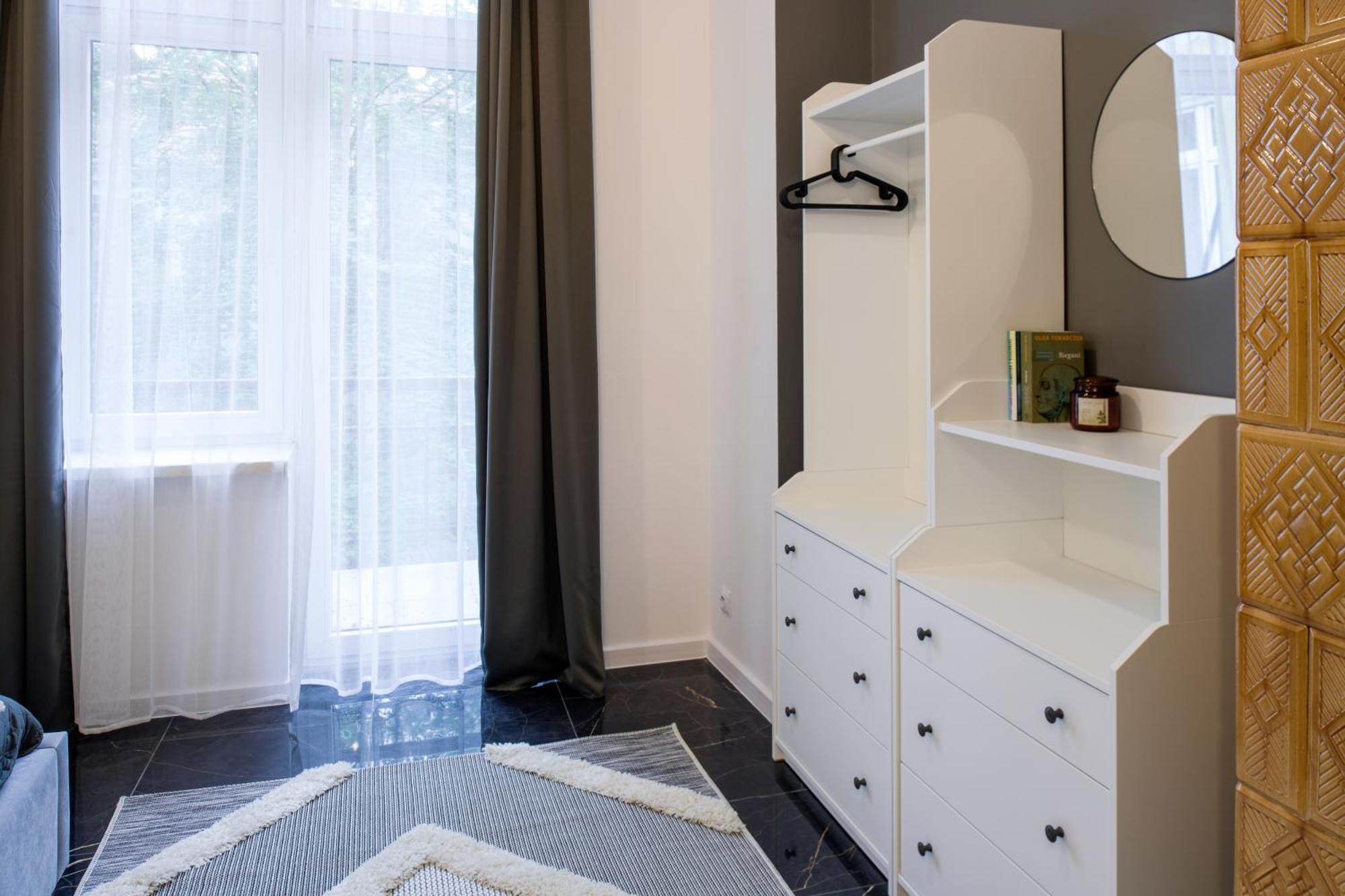 Wawelove Pilsudskiego - 3 Bedroom Apt. With Balcony And Free Parking! Krakow Exterior photo